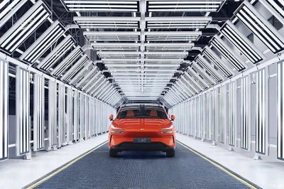 ​1.9平米天幕，座椅放平堪称“移动大床”，通风、加热、按摩统统有！_ZAKER新