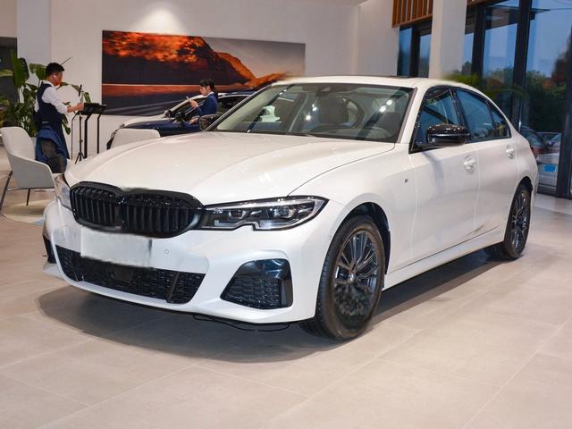 克莱斯勒300C购车价多少钱 40万左右轿车哪款好-