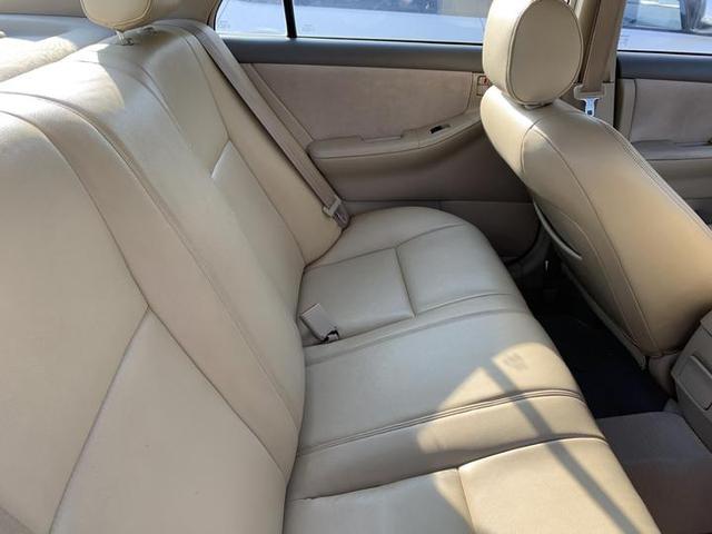 空间不大,油耗不低的老丰田花冠,9年车龄,你觉得能值多少钱?-