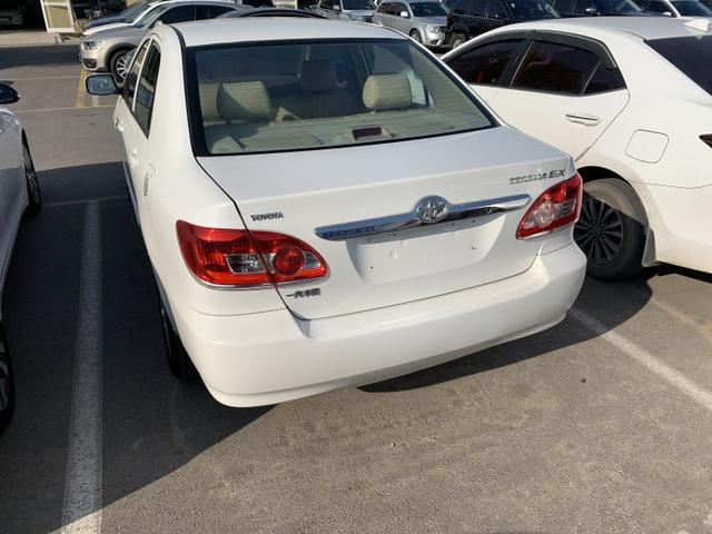 空间不大,油耗不低的老丰田花冠,9年车龄,你觉得能值多少钱?-