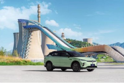 ​901km续航+800V平台+5C超充，岚图知音成为车圈“985”学霸