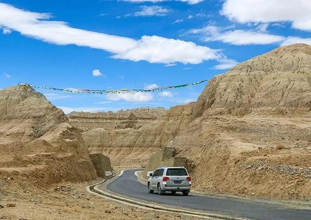 去西藏玩的朋友，有在当地租车的吗？靠谱吗？价格大概是多少钱？-