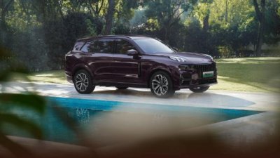 ​目标瞄准理想L8？这SUV售价30.78万起 还有双腔空悬！