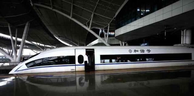 南丰火车站和高铁站是同一个站吗,南丰高铁站和火车站是一起的吗?-