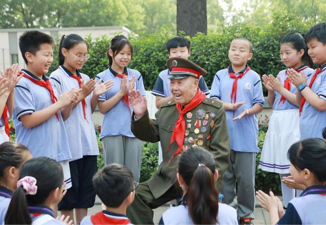 抗战英雄王占山简介 抗战英雄王占山(5)