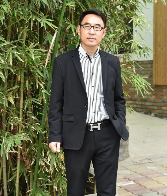 南京市第一中学实验学校 适合的教育自在地成长(6)