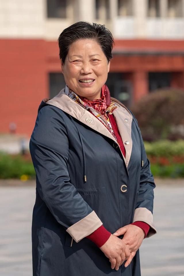 南京市第一中学实验学校 适合的教育自在地成长(2)