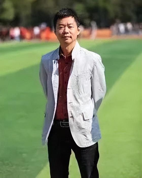 南京市第一中学实验学校 适合的教育自在地成长(7)