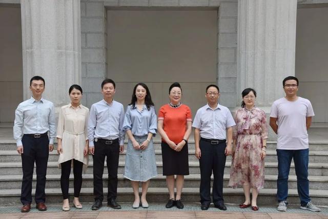 南京市第一中学实验学校 适合的教育自在地成长(22)