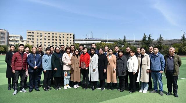 南京市第一中学实验学校 适合的教育自在地成长(13)