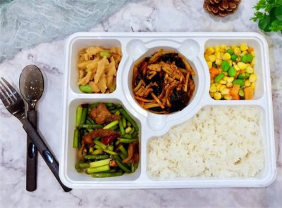 ​吃快餐的坏处英语作文带翻译[吃快餐的坏处简短一些英语]