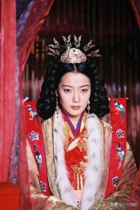 ​《神话》中的玉漱公主温婉贤淑，现实中的她是怎样的