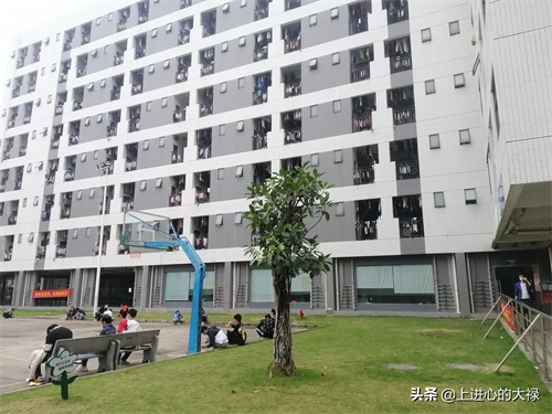 东莞华贝电子工资怎么样？看看企业环境能猜到吗？