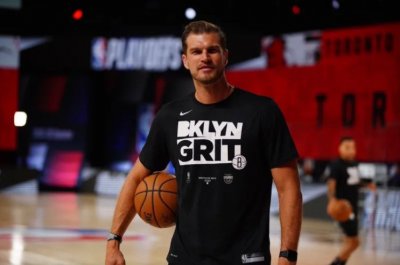 ​斯普利特发推：教练生涯的又一年篮网加油