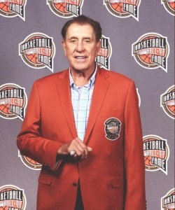 ​汤姆贾诺维奇名人堂演讲致谢姚明，呼吁罗伯特-霍里进名人堂