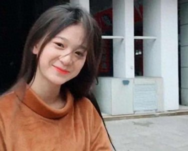 ​坐拥78亿身家，22岁逆袭成董事长，一介网红张曼如凭什么