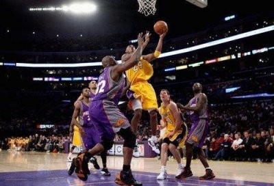 ​篮球经验——奇特的联防战术