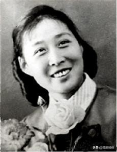 豫剧六大名旦，年轻时各个英姿飒爽！