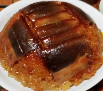 ​四川传统九斗碗，夹沙肉又名喜沙肉、甜烧白，农村宴席和节庆菜