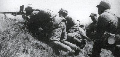 ​《集结号》上映，谷子地原型已去世3年，老连长愧疚：就没有吹号