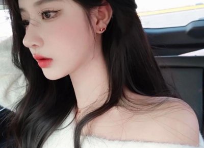 ​在酒精的作用下，我体验到了久违的激情，跟他在酒店夜夜缠绵