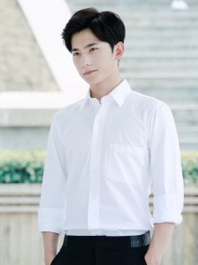 ​传说肖奈原型，如果没有杨洋，他还是不错的，网友：不能以貌取人