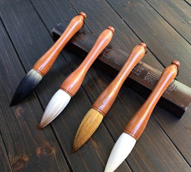 毛笔哪个牌子最好（中国最好用的毛笔推荐）