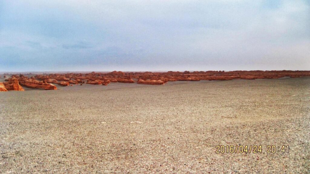敦煌西线风景包括哪些_造型非常漂亮壮观风景