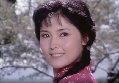 ​《红牡丹》《闯江湖》2部反映旧时艺人生活的影片