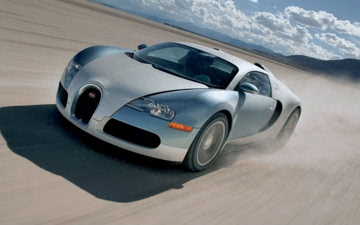 买不起，但可以欣赏，其实人家叫布加迪·威航，被国人改叫威龙