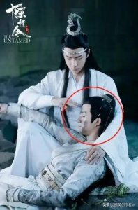 ​《陈情令》主演与陪睡女制片人，细节聊天记录曝光，贵圈真乱！