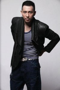 ​特种兵“小庄”，因意外淡出荧幕，如今娶“华筝”后生活幸福