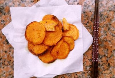 ​电饼铛妙用：蜜沙小薯教你用电饼铛制作烤红薯