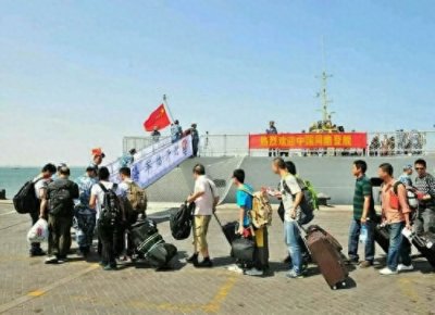 ​你知道「战狼2」背后的故事吗？电影的原型为2015年的也门撤侨事件！