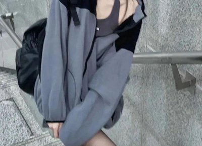 ​挣扎在那段痛苦的婚姻里，她宁愿选择离婚