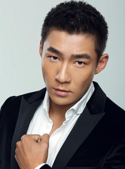 三叉戟扮演者现状（三叉戟中八帅哥）(15)