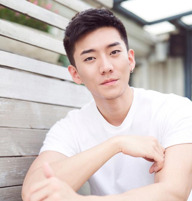 三叉戟扮演者现状（三叉戟中八帅哥）(6)