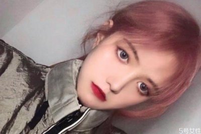 ​粉棕色怎么染 粉棕色头发需要漂吗