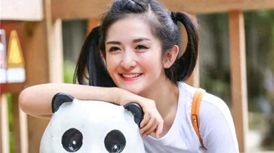 ​演艺界佳话，何炅谢娜友情见证新生命，网友齐赞幸福温馨。