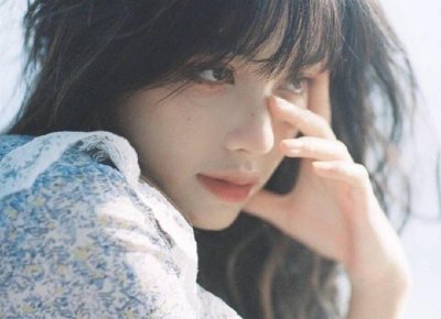 ​被鬼压床打扑克，衣服自动脱落