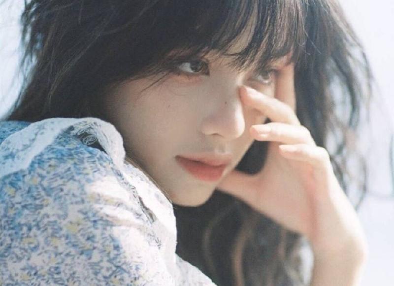 被鬼压床打扑克，衣服自动脱落