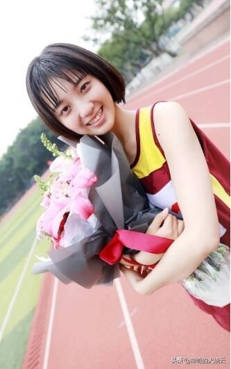 万鹏的风格照十分惊艳！