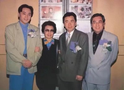 ​秦沛、姜大卫、尔冬升三兄弟为何姓氏不同