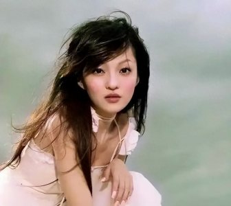 ​被父母背叛，闺蜜背刺，“过气艺人”张韶涵退圈的结局，早已注定