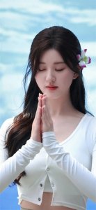 ​赵露思，圆润饱满，性感撩人，美的让人窒息！这谁顶得住！