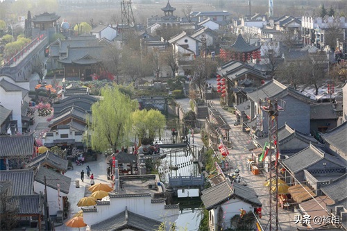 航拍白鹿原白鹿仓景区 建筑规模宏大业态丰富