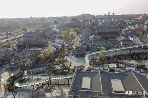 航拍白鹿原白鹿仓景区 建筑规模宏大业态丰富